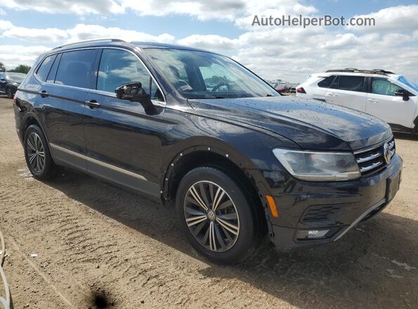 3VV2B7AX2JM075824 2018 VOLKSWAGEN TIGUAN Black Przód prawy