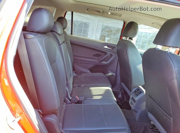 3VV2B7AX2KM020825 2019 VOLKSWAGEN TIGUAN Orange Vista de los asientos traseros