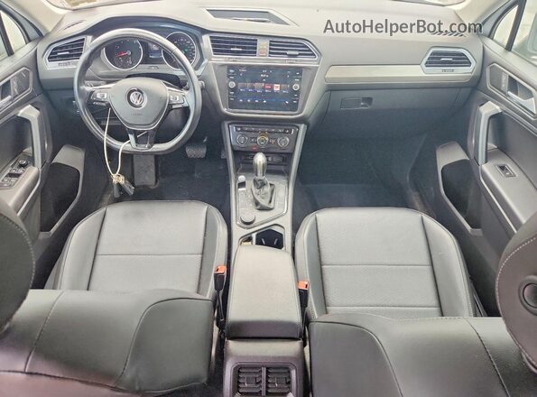 3VV2B7AX2KM051539 2019 VOLKSWAGEN TIGUAN White Dashboard view