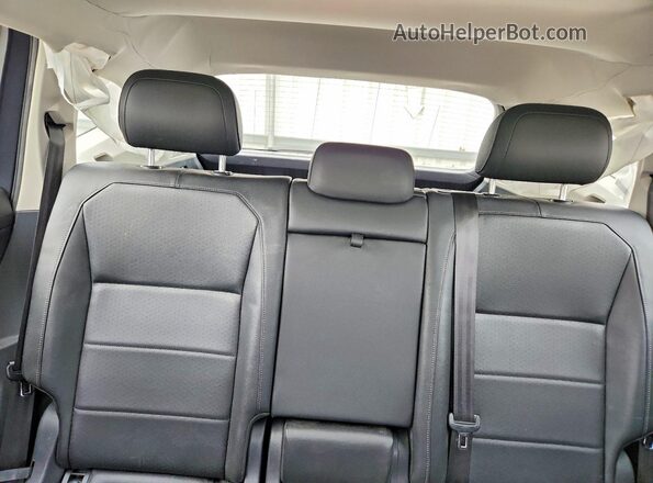 3VV2B7AX2LM037190 2020 VOLKSWAGEN TIGUAN Gray Вид задніх сидінь