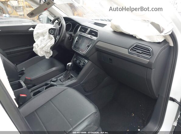 3VV2B7AX2LM038873 2020 VOLKSWAGEN TIGUAN White Вид салону спереду