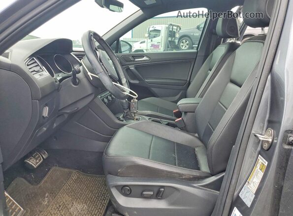 3VV2B7AX2MM099092 2021 VOLKSWAGEN TIGUAN Charcoal Front interior view