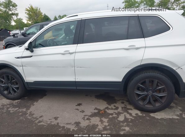 3VV2B7AX2NM078017 2022 VOLKSWAGEN TIGUAN White Widok wnętrza 360 stopni