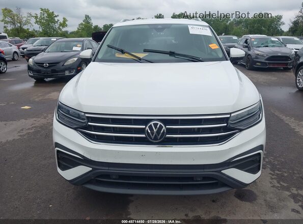 3VV2B7AX2NM078017 2022 VOLKSWAGEN TIGUAN White Widok zestawu wskaźników