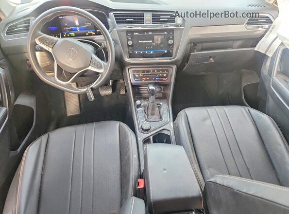 3VV2B7AX2NM151225 2022 VOLKSWAGEN TIGUAN Черный Вид панели приборов