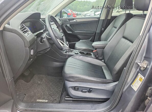 3VV2B7AX2NM166193 2022 VOLKSWAGEN TIGUAN Gray Front interior view