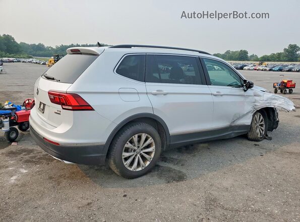 3VV2B7AX3JM114940 2018 VOLKSWAGEN TIGUAN White Trasero derecho