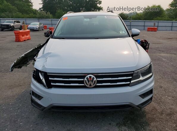 3VV2B7AX3JM114940 2018 VOLKSWAGEN TIGUAN White Vista frontal