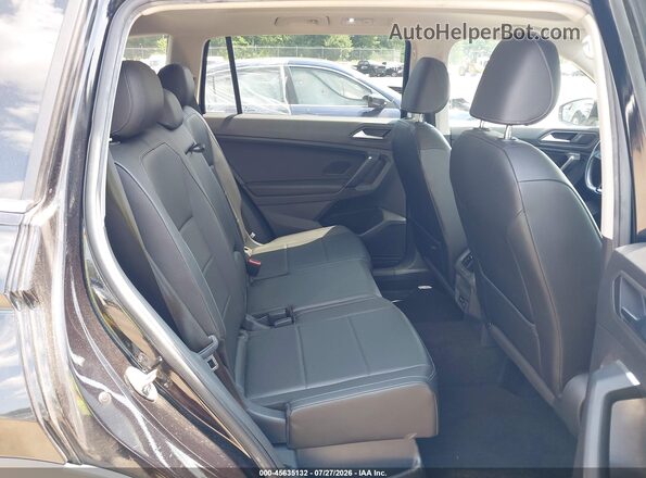 3VV2B7AX3KM034913 2019 VOLKSWAGEN TIGUAN Black VIN კოდის სტიკერის ხედი