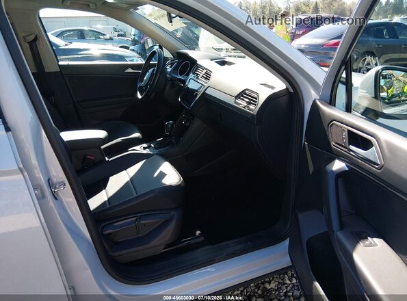 3VV2B7AX3KM054692 2019 VOLKSWAGEN TIGUAN Silver 