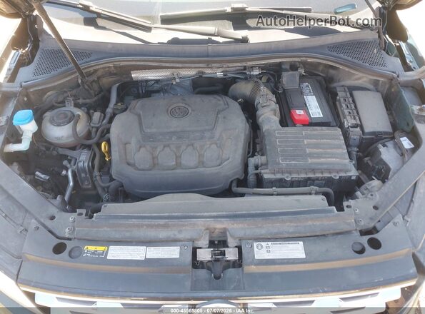 3VV2B7AX3KM189669 2019 VOLKSWAGEN TIGUAN Зеленый Вид сзади