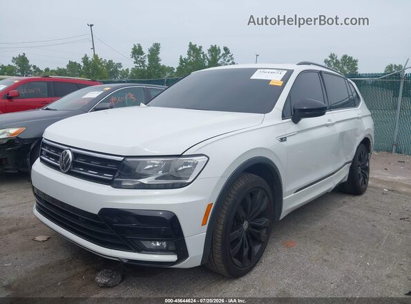 3VV2B7AX3LM106646 2020 VOLKSWAGEN TIGUAN White წინა მარცხენა ხედი სამი მეოთხედიდან