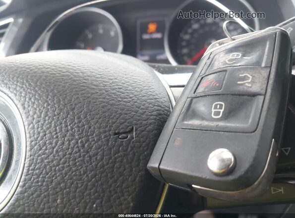 3VV2B7AX3LM106646 2020 VOLKSWAGEN TIGUAN White წინა პანელის ხედი