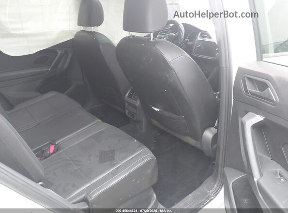 3VV2B7AX3LM106646 2020 VOLKSWAGEN TIGUAN White VIN კოდის სტიკერის ხედი