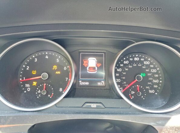 3VV2B7AX3LM167012 2020 VOLKSWAGEN TIGUAN Silver Vista del cuadro de instrumentos