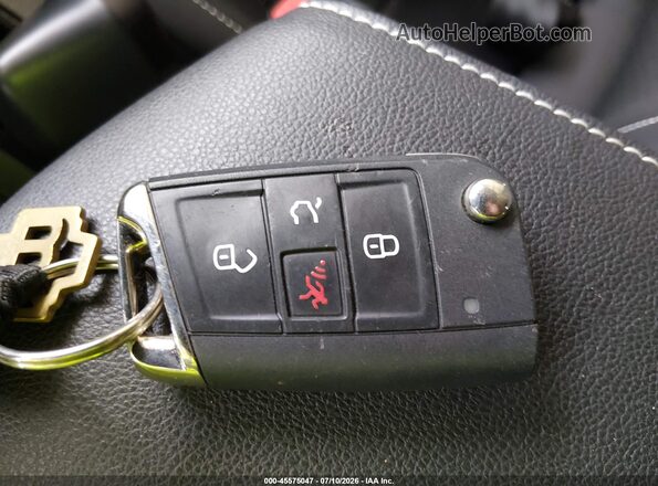 3VV2B7AX3MM061953 2021 VOLKSWAGEN TIGUAN Black Vista del salpicadero