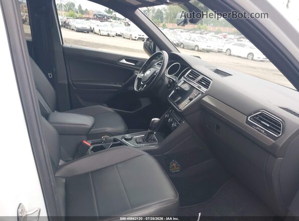 3VV2B7AX3MM127658 2021 VOLKSWAGEN TIGUAN White Vista interior delantera