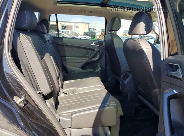 3VV2B7AX3NM038397 2022 VOLKSWAGEN TIGUAN Black Vista interior trasera