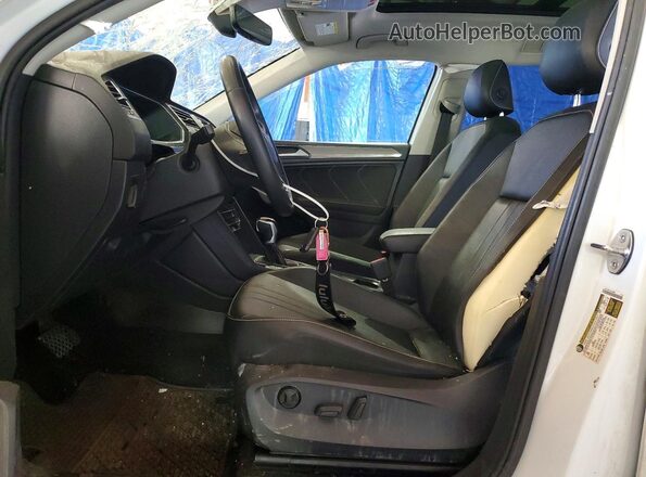 3VV2B7AX3NM106391 2022 VOLKSWAGEN TIGUAN Белый Вид салона спереди