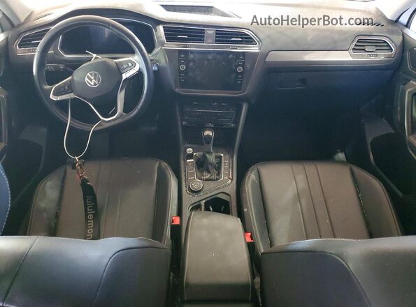3VV2B7AX3NM106391 2022 VOLKSWAGEN TIGUAN Белый Вид панели приборов