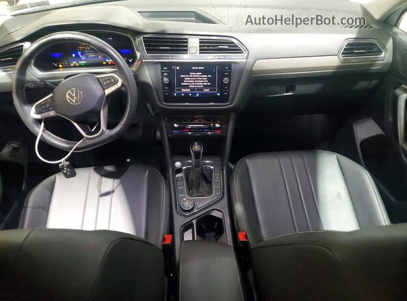 3VV2B7AX3RM032928 2024 VOLKSWAGEN TIGUAN White Vista del salpicadero