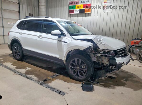 3VV2B7AX3RM032928 2024 VOLKSWAGEN TIGUAN White Delantero derecho