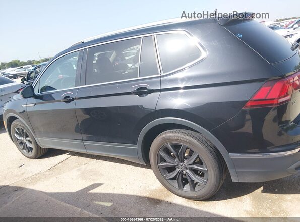 3VV2B7AX3RM127070 2024 VOLKSWAGEN TIGUAN Black Widok wnętrza 360 stopni