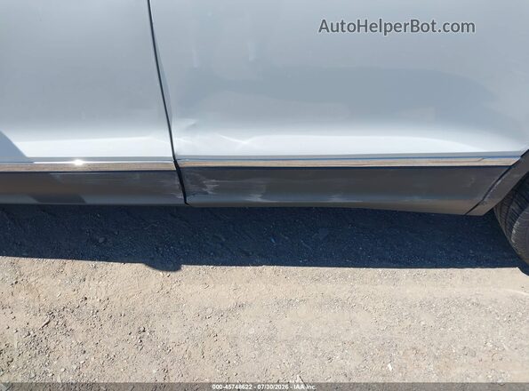 3VV2B7AX4JM012417 2018 VOLKSWAGEN TIGUAN Белый Вид спереди