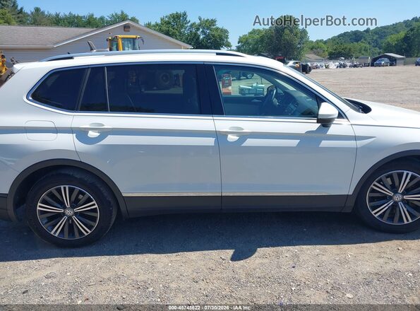 3VV2B7AX4JM012417 2018 VOLKSWAGEN TIGUAN Белый Вид задней части салона