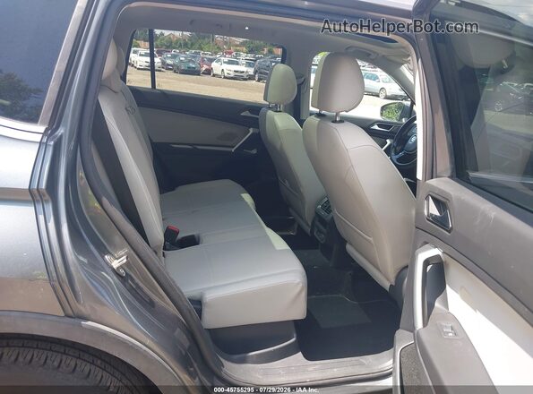 3VV2B7AX4JM015320 2018 VOLKSWAGEN TIGUAN Gray VIN კოდის სტიკერის ხედი