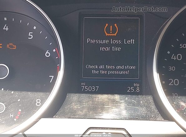 3VV2B7AX4JM015320 2018 VOLKSWAGEN TIGUAN Gray 
