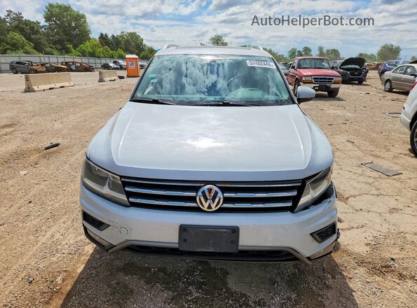 3VV2B7AX4JM022574 2018 VOLKSWAGEN TIGUAN Gray წინა ხედი