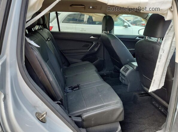 3VV2B7AX4JM022574 2018 VOLKSWAGEN TIGUAN Gray უკანა სავარძლების ხედი