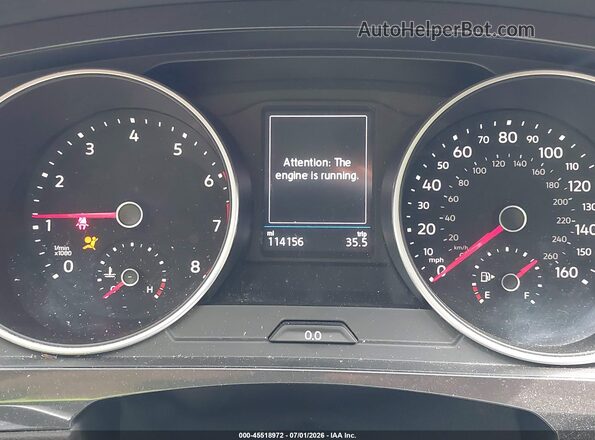 3VV2B7AX4JM110640 2018 VOLKSWAGEN TIGUAN Black Widok tylnych siedzeń