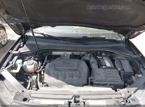 3VV2B7AX4JM110640 2018 VOLKSWAGEN TIGUAN Black Widok z tyłu