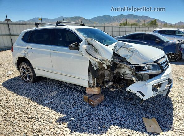 3VV2B7AX4JM163533 2018 VOLKSWAGEN TIGUAN White Przód prawy