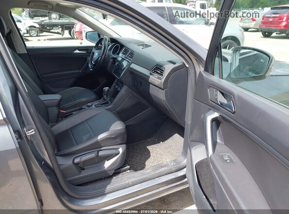 3VV2B7AX4JM198251 2018 VOLKSWAGEN TIGUAN Blue Вид салону спереду