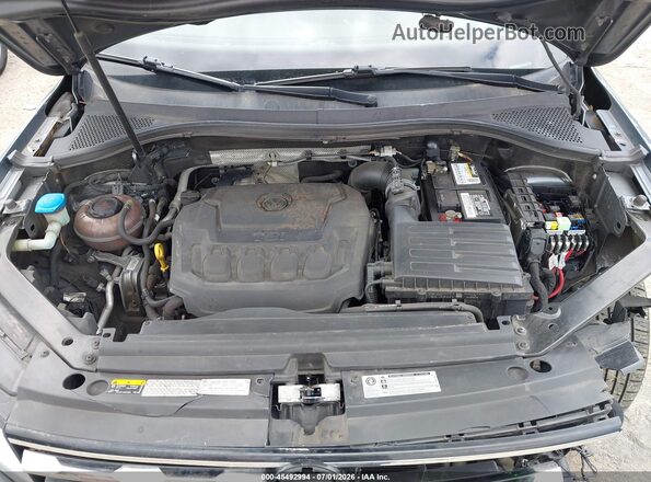 3VV2B7AX4JM198251 2018 VOLKSWAGEN TIGUAN Blue Вид ззаду