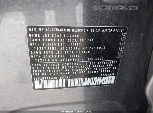 3VV2B7AX4JM198251 2018 VOLKSWAGEN TIGUAN Blue Вид підкапотного простору