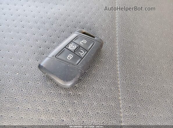 3VV2B7AX4KM092917 2019 VOLKSWAGEN TIGUAN Blue Vista del salpicadero