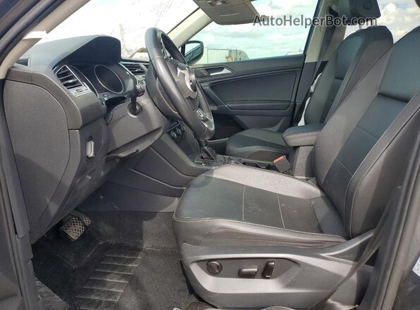 3VV2B7AX4LM072474 2020 VOLKSWAGEN TIGUAN Gray Вид салону спереду