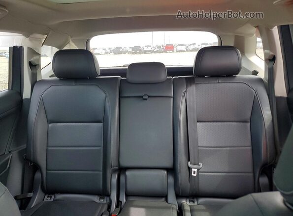 3VV2B7AX4LM072474 2020 VOLKSWAGEN TIGUAN Gray Вид задніх сидінь
