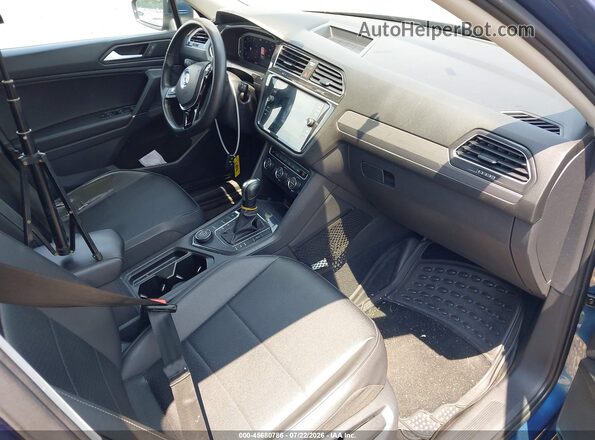 3VV2B7AX4LM137341 2020 VOLKSWAGEN TIGUAN Blue Vista interior delantera