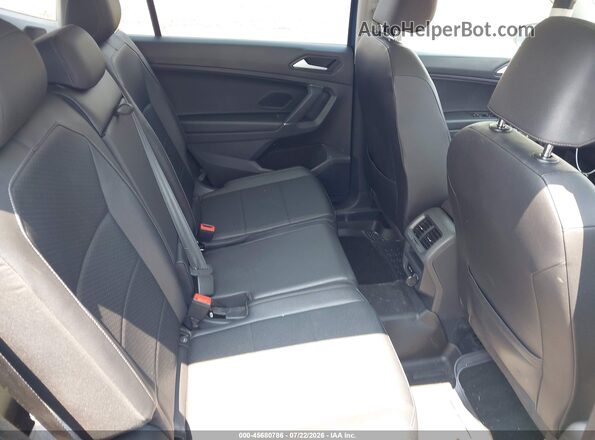 3VV2B7AX4LM137341 2020 VOLKSWAGEN TIGUAN Blue Vista de la etiqueta del VIN