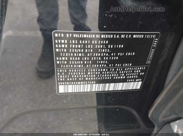 3VV2B7AX4MM057460 2021 VOLKSWAGEN TIGUAN Black Շարժիչի բաժամունքի տեսք