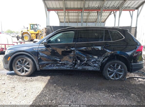3VV2B7AX4NM074504 2022 VOLKSWAGEN TIGUAN Black Vista interior trasera