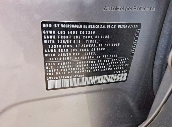 3VV2B7AX4NM142400 2022 VOLKSWAGEN TIGUAN Silver Widok komory silnika