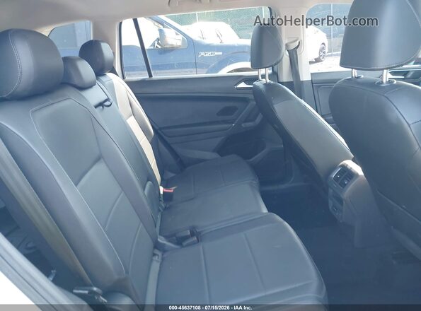 3VV2B7AX5JM125437 2018 VOLKSWAGEN TIGUAN Silver Вид наклейки з VIN-кодом