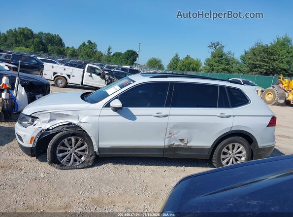 3VV2B7AX5JM125437 2018 VOLKSWAGEN TIGUAN Silver 