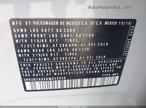 3VV2B7AX5KM033438 2019 VOLKSWAGEN TIGUAN White Engine compartment view